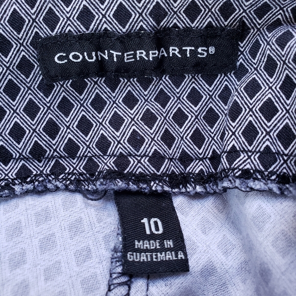 Black & White Diamond Geometric Patterned Pants by Counterparts. Size 10. - Picture 4 of 7